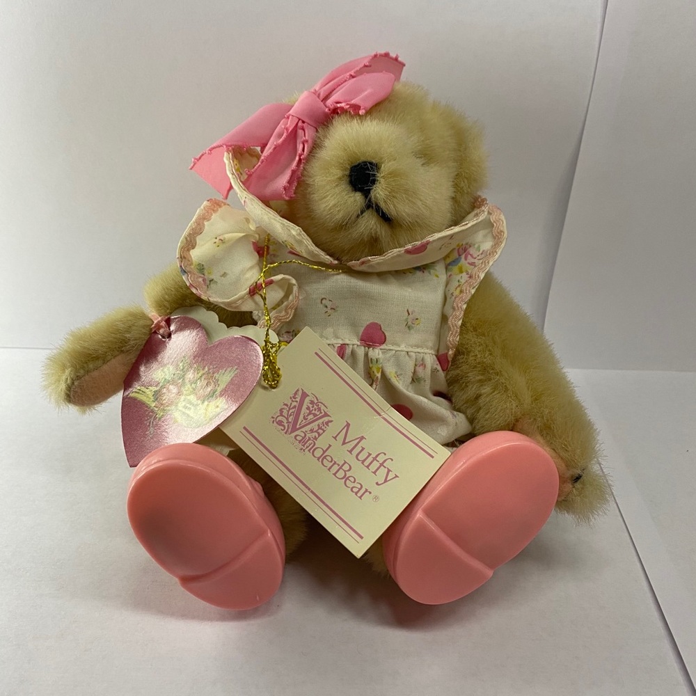 “A Token Of Love” Edition Muffy Vanderbear